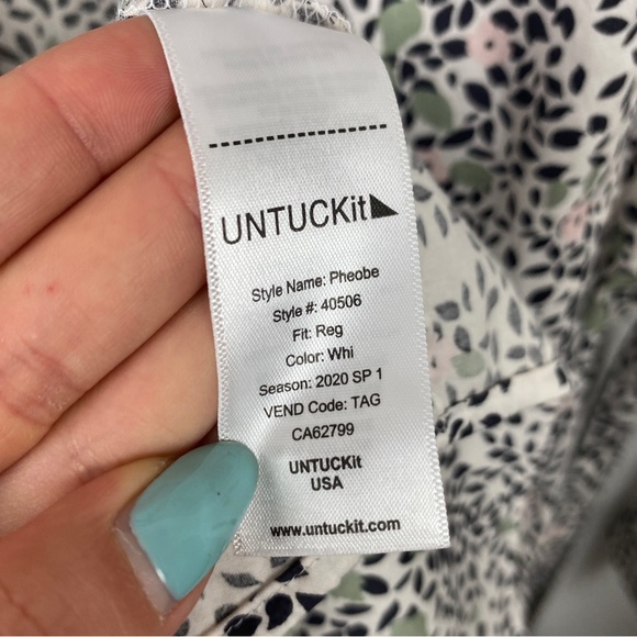 UNTUCKIT For Her Phoebe Floral Print
Long Sleeve Button Shirt Dress Size 6 - Picture 10 of 11